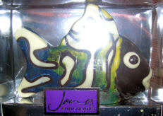 James Bitter Chocolate Fish 98g (image 1)
