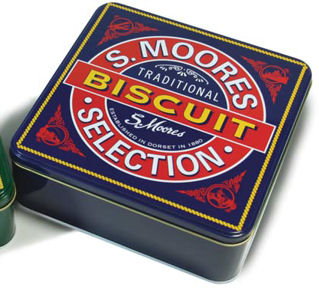 Moores Biscuits in Classic Tin 400g
